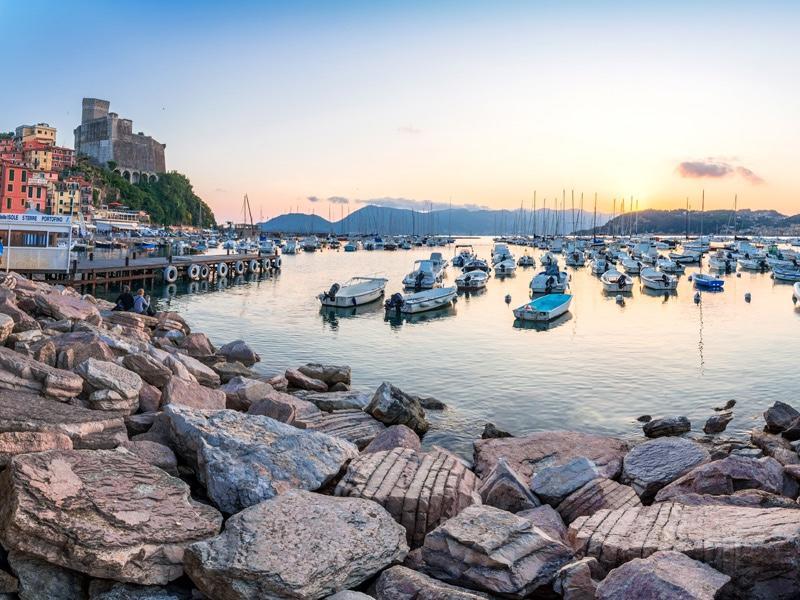 Affittacamere La Baia Di Леричи Екстериор снимка